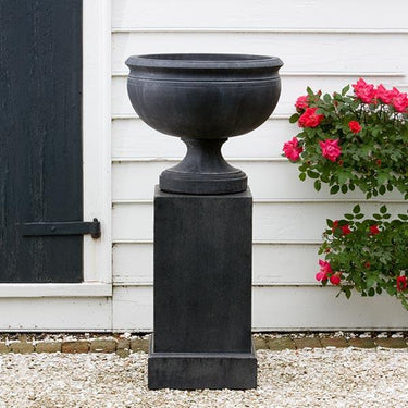 Campania International Cast Stone Williamsburg Plantation Urn Urn/Planter Campania International